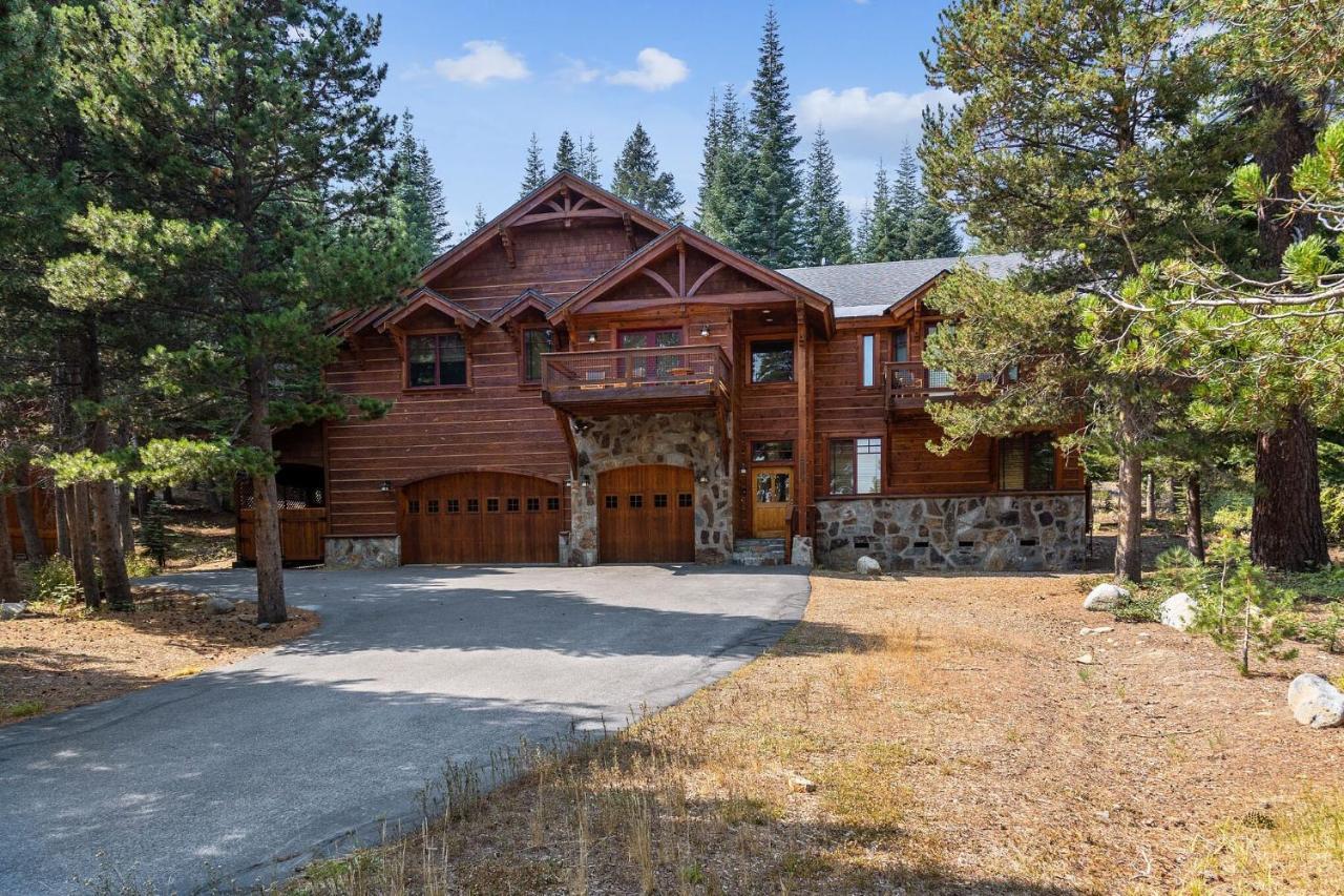 Bear Meadows Lodge - Hot Tub - Tahoe Donner Home Truckee Exteriör bild