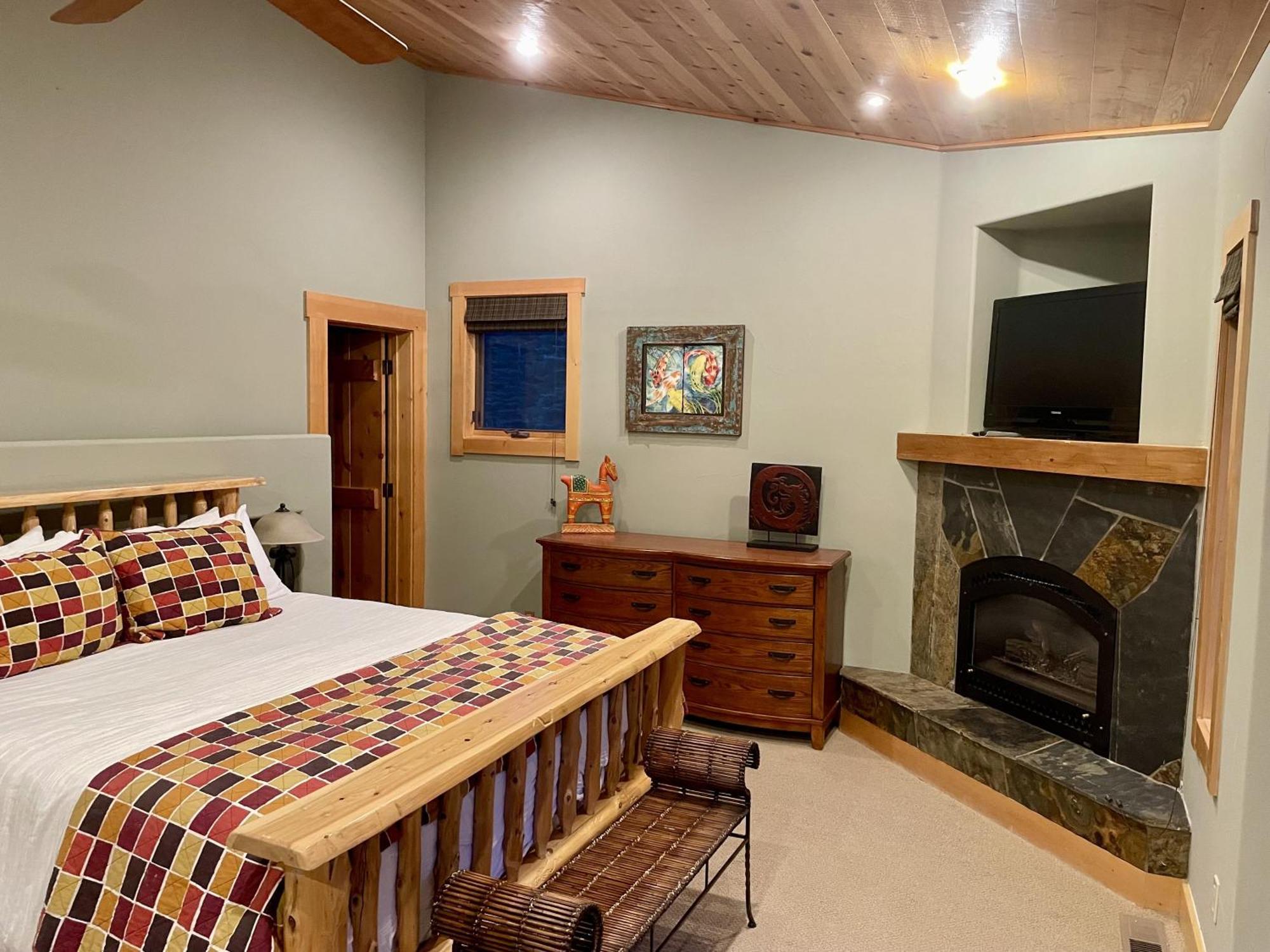 Bear Meadows Lodge - Hot Tub - Tahoe Donner Home Truckee Exteriör bild