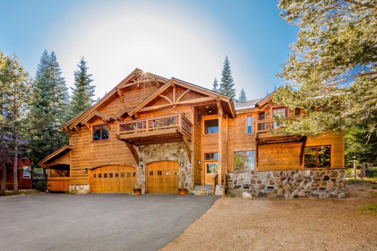 Bear Meadows Lodge - Hot Tub - Tahoe Donner Home Truckee Exteriör bild