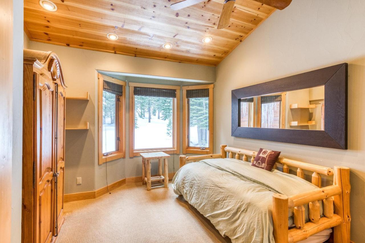 Bear Meadows Lodge - Hot Tub - Tahoe Donner Home Truckee Exteriör bild